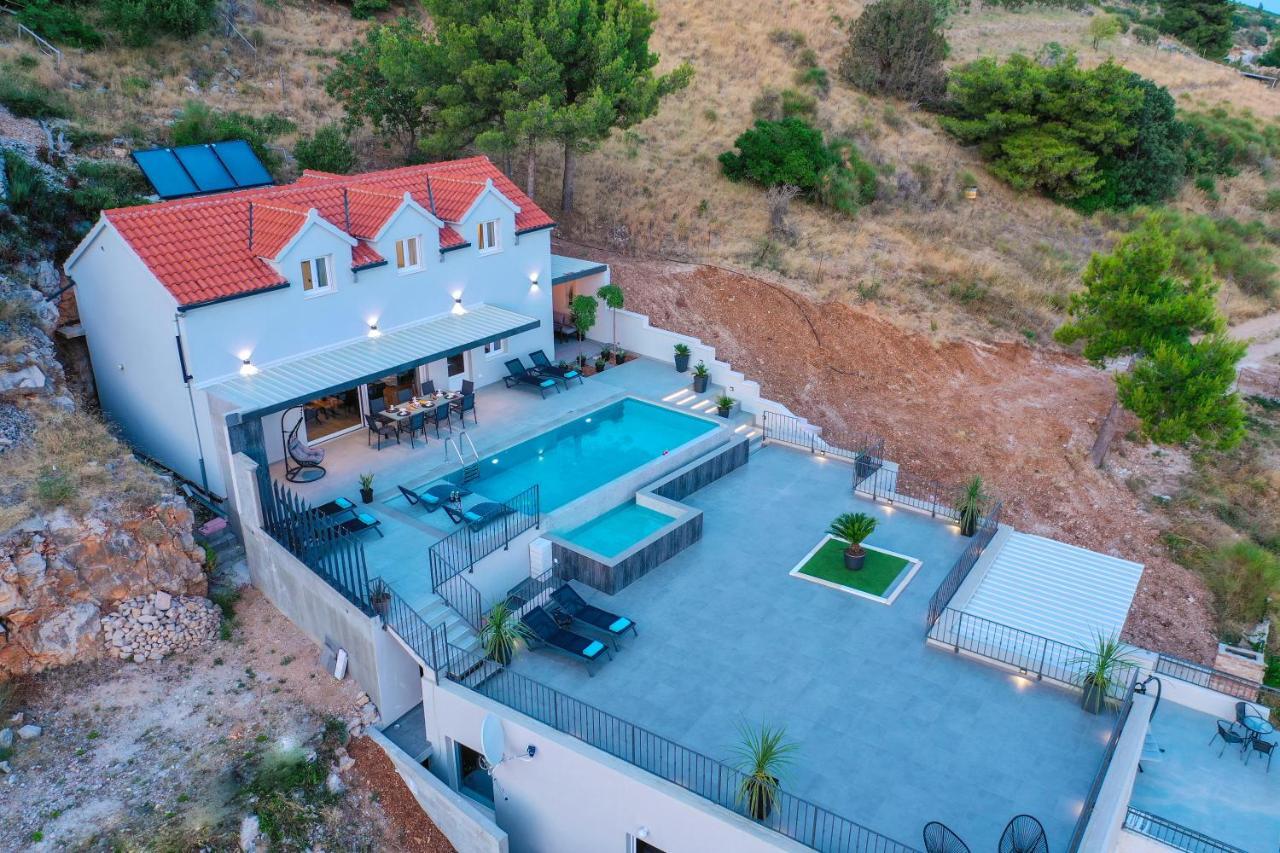 Villa Kruna With Breathtaking View Murvica  Buitenkant foto